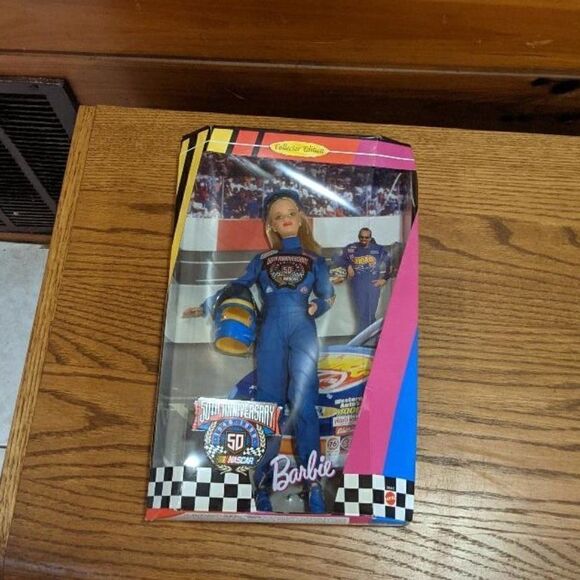 BARBIE NASCAR 50TH ANNIVERSARY COLLECTOR EDITION - Picture 1 of 6